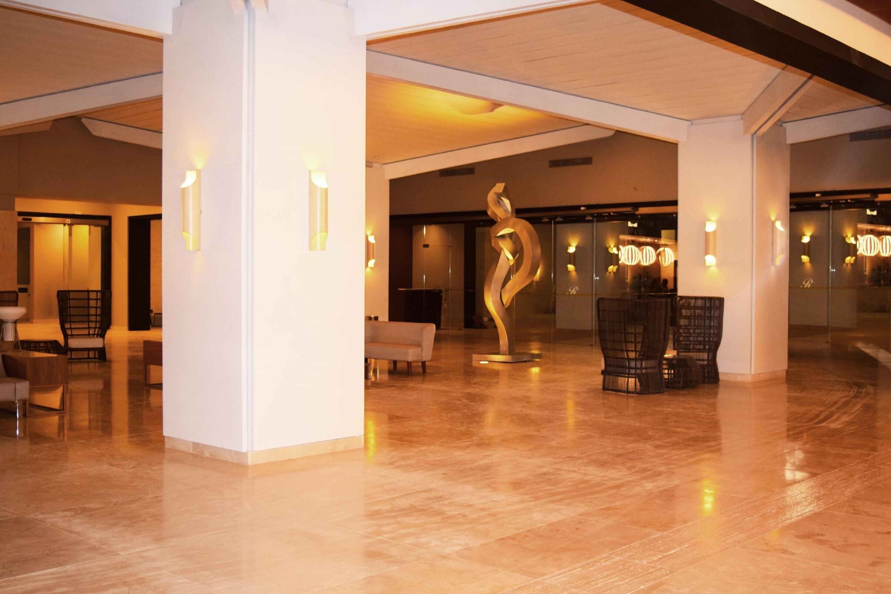Royalton Blue Waters Montego Bay, An Autograph Collection All-Inclusive Resort Falmouth Exterior photo